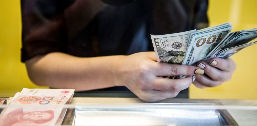 Dólar blue hoy: a cuánto cotiza este lunes 10 de febrero