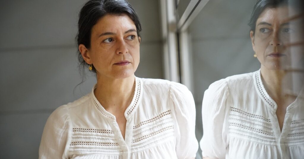 "La mayor de las ficciones es la idea de la normalidad"