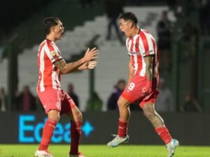 Barracas empata con Sarmiento gracias a los 11 minutos adicionales de Merlos