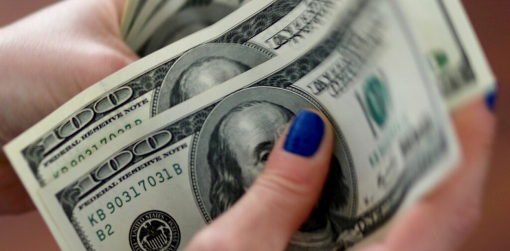 Dólar tarjeta hoy: a cuánto cotiza este jueves 06 de marzo