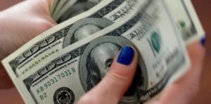 Dólar tarjeta hoy: a cuánto cotiza este jueves 06 de marzo