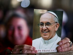 El Vaticano prepara un plan de contingencia para unas Pascuas sin el Papa