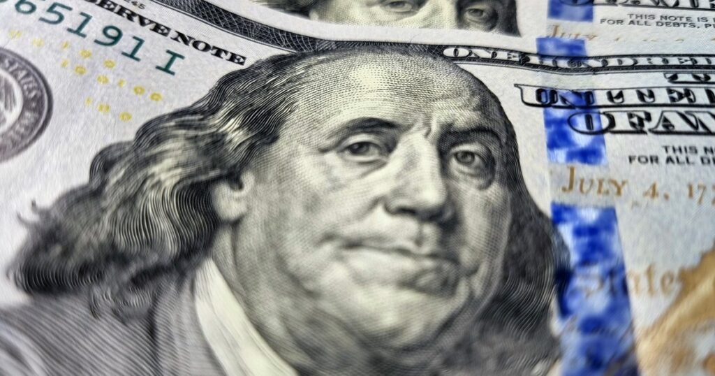 la devaluación fue moderada y ahora el foco pasa al campo