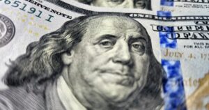 la devaluación fue moderada y ahora el foco pasa al campo