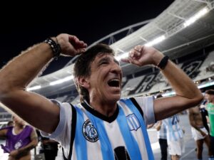 El enigma del equipo de Costas: dominio en copas y fracaso en el torneo local.
