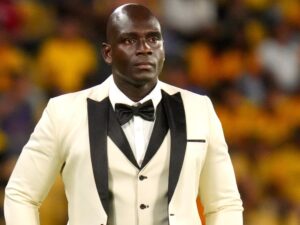 El estilo único de Segundo Castillo: el DT fashionista de Barcelona de Guayaquil