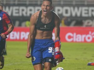 El renacer de Andrés Peralta: superando su pasado en San Lorenzo
