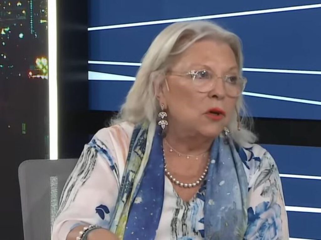 Elisa Carrió anuncia su candidatura a diputada en las elecciones legislativas.