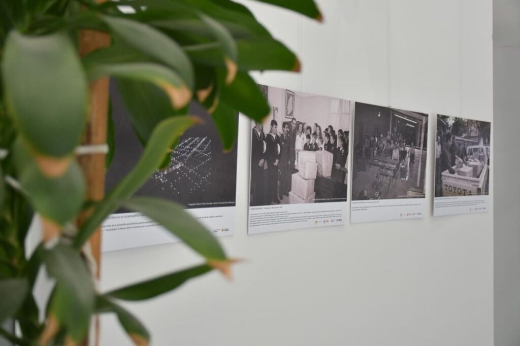 Provincia inauguró en Rawson una muestra fotográfica sobre Malvinas