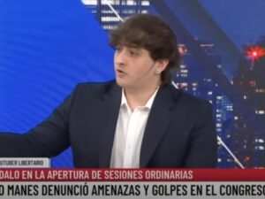 Fran Fijap señala a Facundo Manes por amenazas a Santiago Caputo