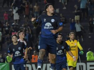 Independiente Rivadavia se impone a Unión en un partido crucial
