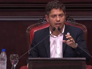 Kicillof pide suspender las PASO en la Provincia en contraposición a Milei