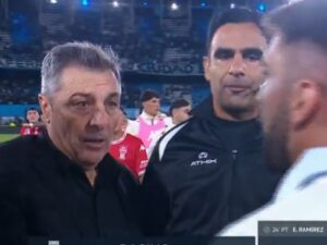 La confrontación de Frank Kudelka con los hijos de Gustavo Costas: Huracán vs Racing.
