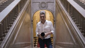 Detrás del lente: La mirada de Víctor Bugge, un fotógrafo legendario