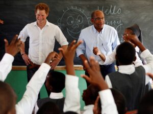 La misteriosa renuncia de Harry a su proyecto benéfico preferido.