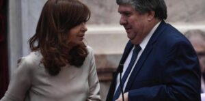 "Voltear los dos pliegos": la orden que bajó Cristina a los senadores del PJ tras el revés del Gobierno en la Corte
