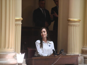 Presión en el Senado para ampliación de la Corte y salvar pliegos: Dialoguistas en acción.