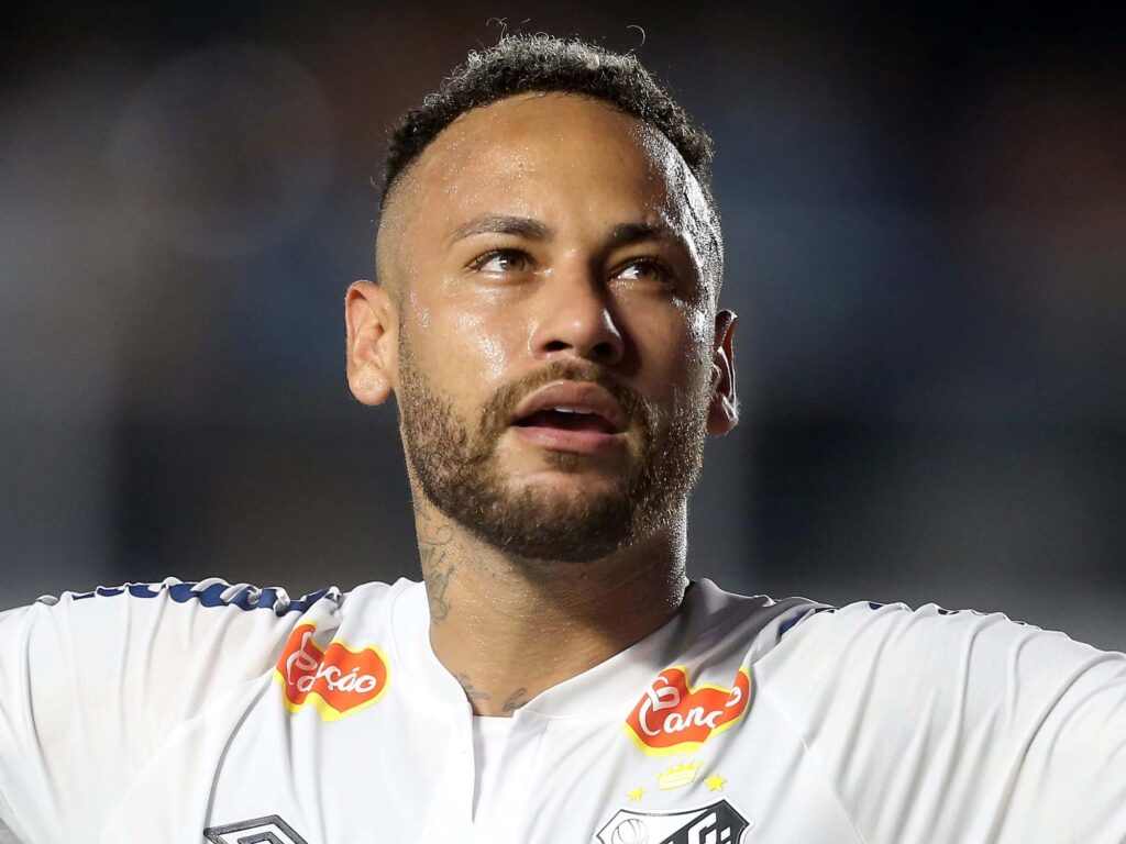 Regresan Neymar Jr. y más estrellas en la convocatoria de Brasil para enfrentar a Argentina.
