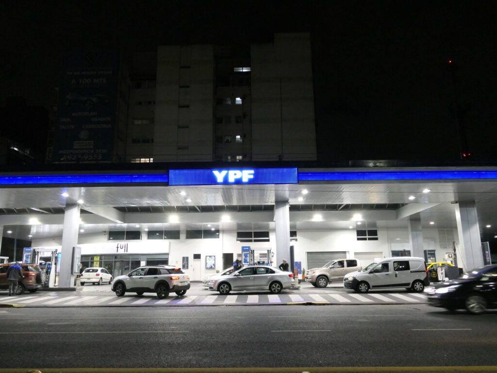 YPF incrementa su rentabilidad en un 15% durante el primer año de Milei