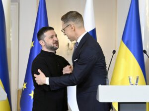 Zelenski continúa negociaciones con Trump y Arabia Saudita