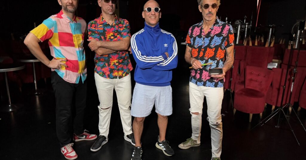 Arbol se reinventa con versiones de Duki y Charly García