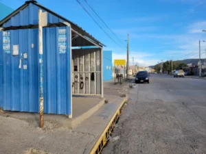 “Me puso el cuchillo en el cuello y me dijo ‘dame el celular’”