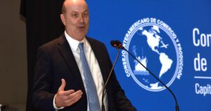 Federico Sturzenegger adelantó que el Gobierno no buscará renovar las facultades delegadas