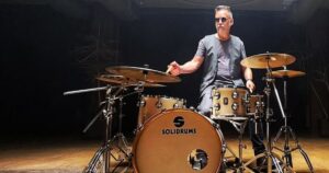 El baterista de Los Pericos cuenta que estuvo al borde la muerte y la banda suspendió una gira por Europa