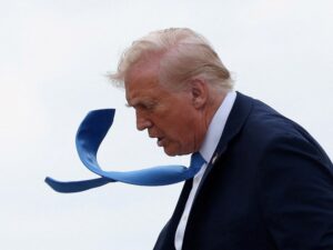 Plan de Trump en Europa genera preocupación por eliminación de políticas de inclusión en empresas.