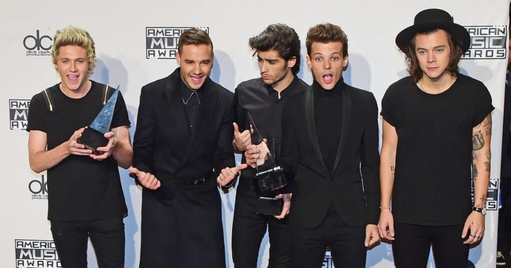 su hit "Night changes" llegó a mil millones en YouTube