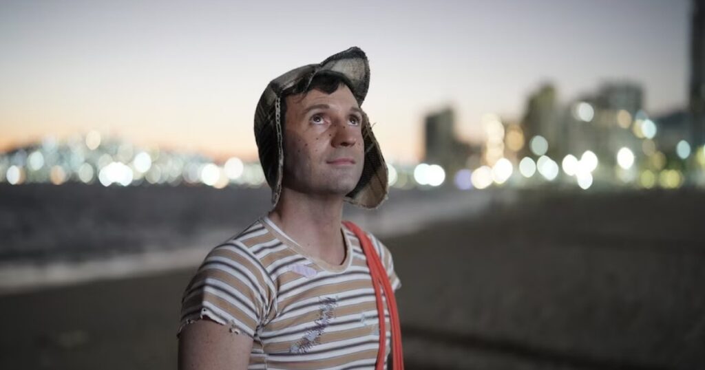 la biopic sobre Chespirito encabeza las novedades de la semana en el streaming