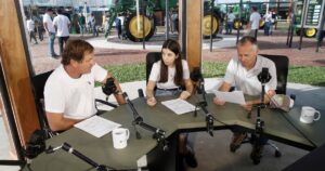 charlas para la agricultura del futuro” de John Deere
