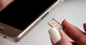así funciona el SIM swapping, la ciberestafa silenciosa