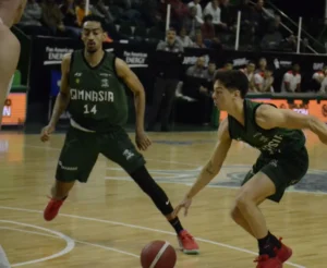 A Gimnasia solo le resta fichar dos jugadores