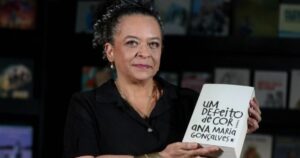 Ana Maria Gonçalves, primera mujer negra en la Academia Brasileña de las Letras