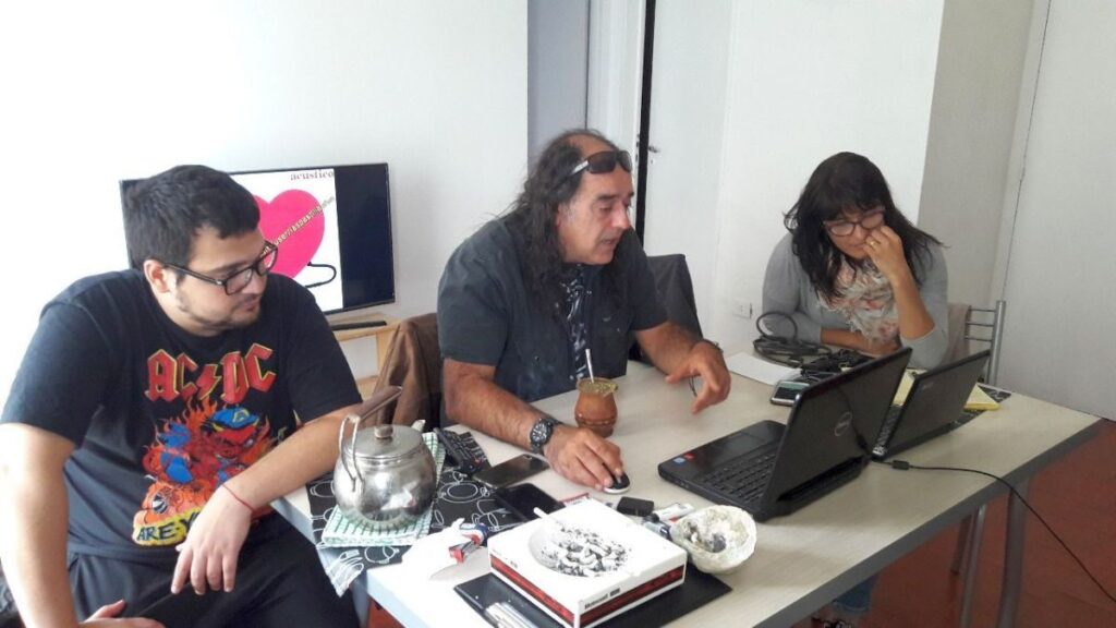 Un libro sobre anécdotas del histórico barrio Astra será transformado al lenguaje radiofónico
