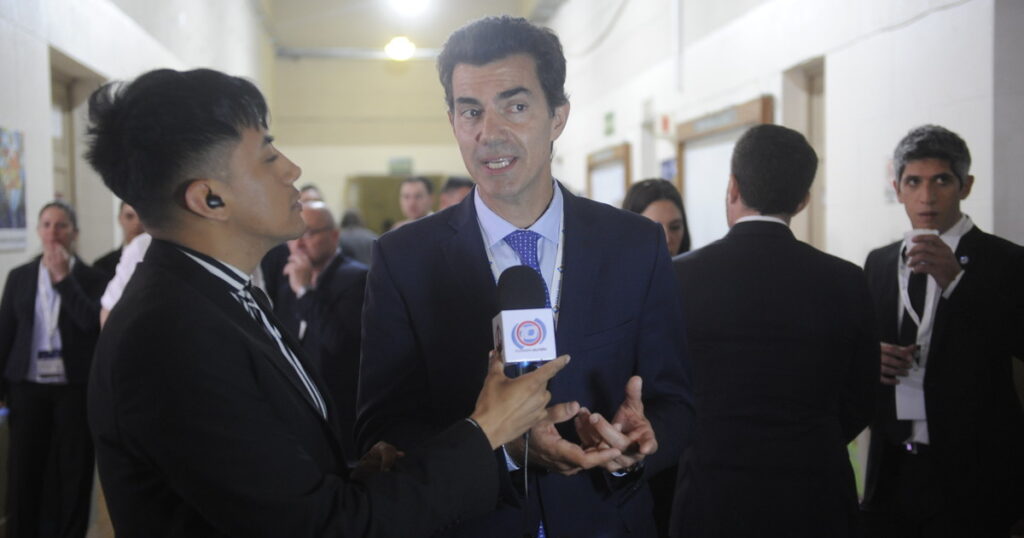 Urtubey pidió armar un frente opositor a Milei con Cristina Kirchner y Lilita Carrió