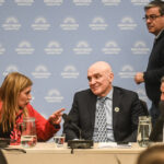 Avance de proyectos gubernamentales: expectativas en Javier Milei.