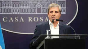 Tres funcionarios dejan Economía y se eliminan secretarías productivas