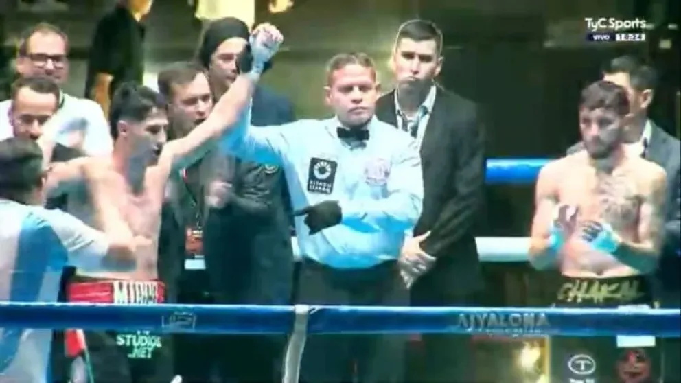 Boxeo: Cuello noqueó a Ríos en Libia y se consagró campeón mundial pluma