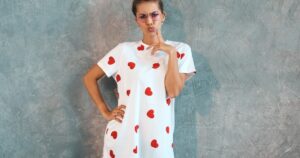 La estampa que regresará con fuerza esta primavera 2025 y cómo combinarla para un look perfecto