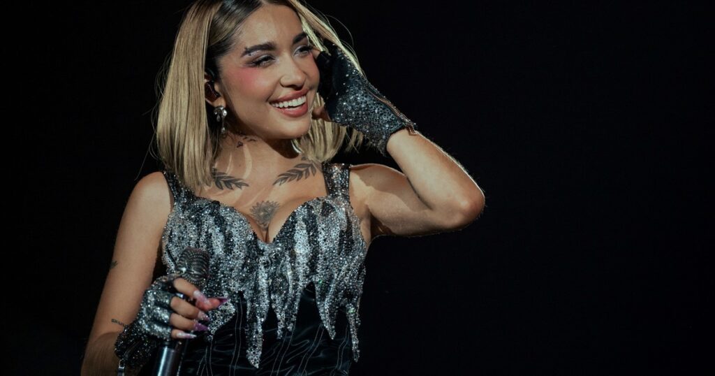 Récord histórico de María Becerra: agotó en solo tres horas las 85 mil entradas para su River 360°