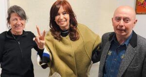 Con una foto de Cristina y el Indio Solari, Máximo Kirchner habló de la "proscripción" de la ex presidenta