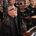 Fito Páez cautivó en su presentación en el Tiny Desk de Washington.
