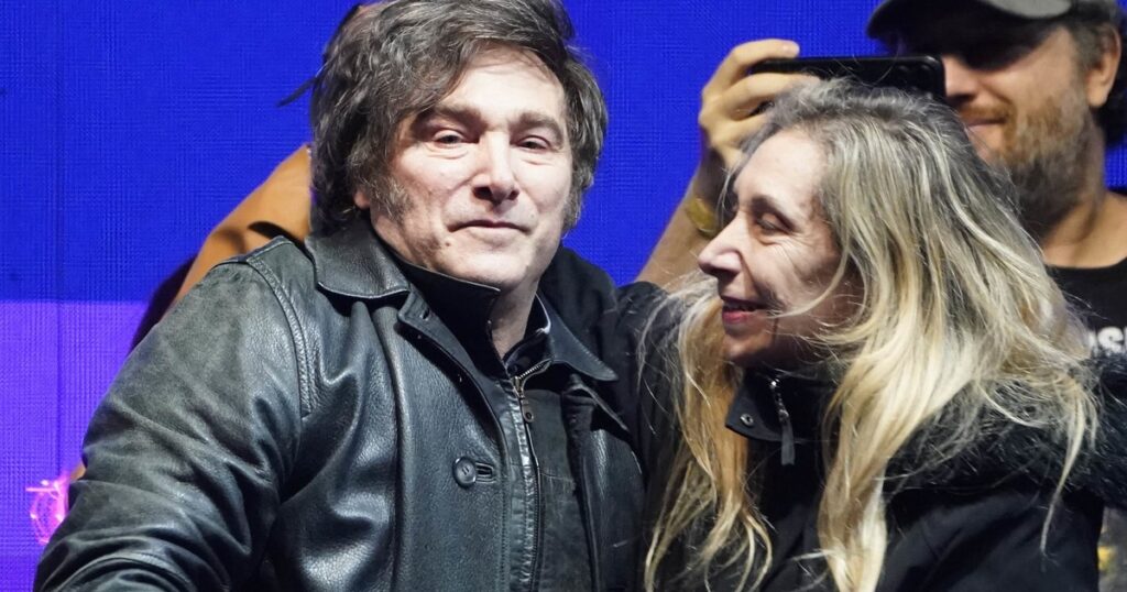 Javier Milei arranca en Ushuaia su gira nacional de campaña para la votación de octubre