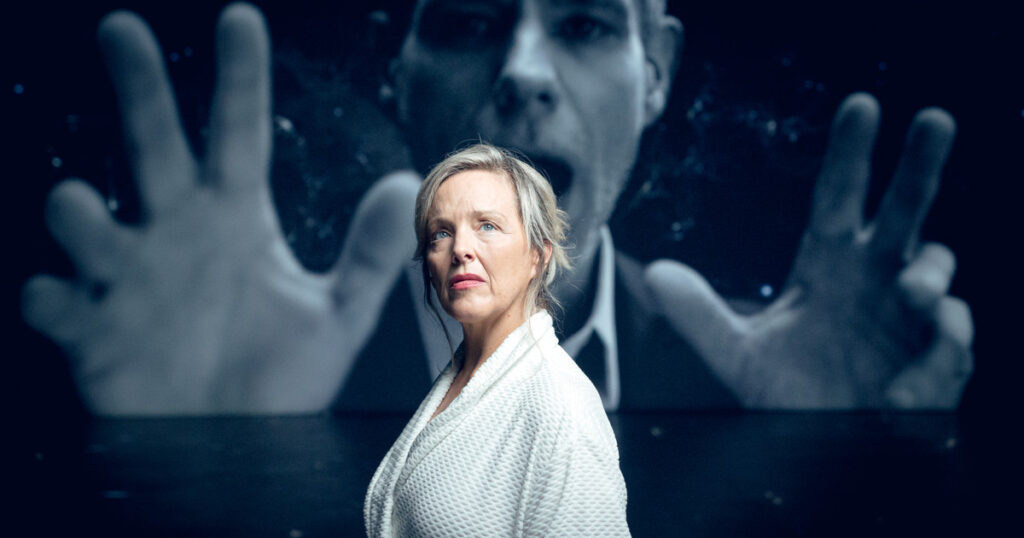 estrenó el exitoso musical Next to Normal en versión inmersiva y con la mente abierta