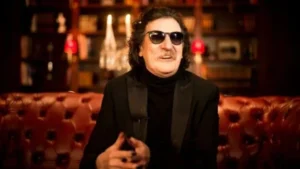 Los 74 años del jefe del rock nacional 