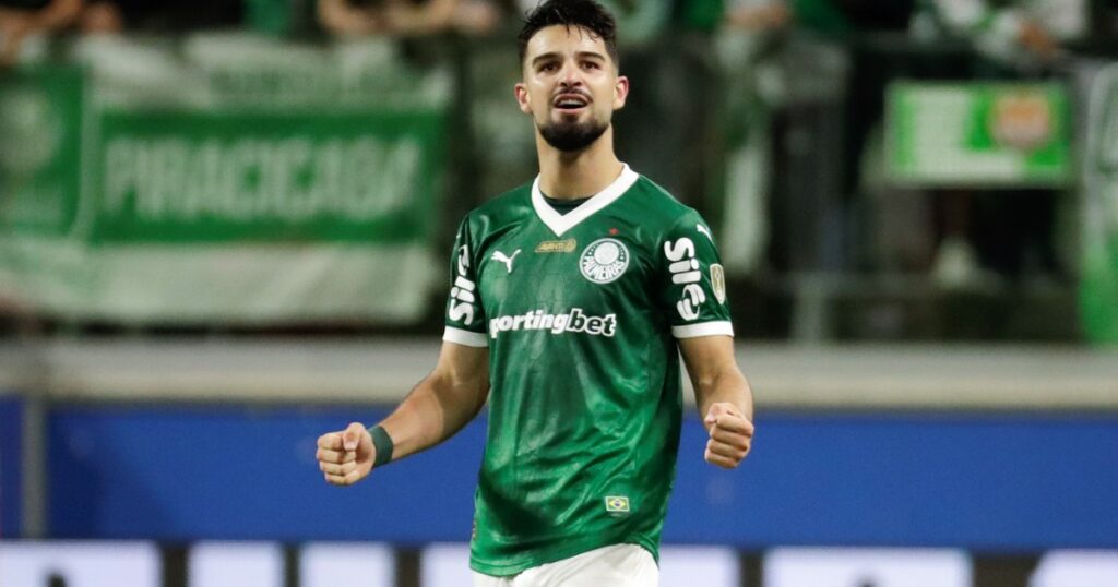 debutó con la Selección Argentina y voló de Miami a Brasil para hacer el gol del triunfo de Palmeiras