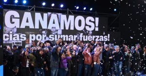 cuántos votos pierde el peronismo por el límite a los extranjeros