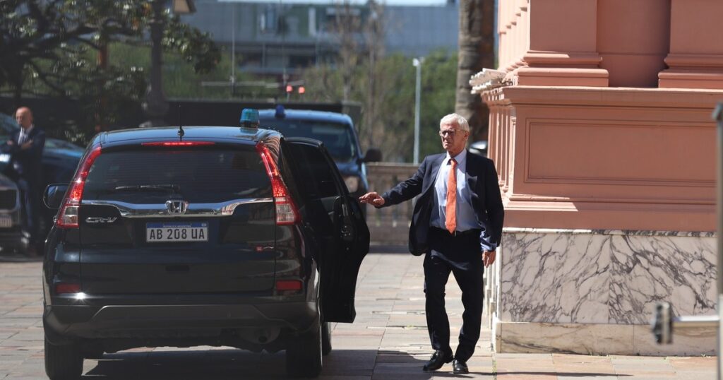 pena más severas contra la corrupción, con agravantes para los funcionarios